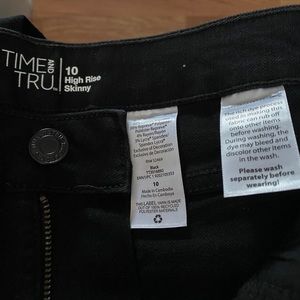 TIME AND TRU High Rise Skinny